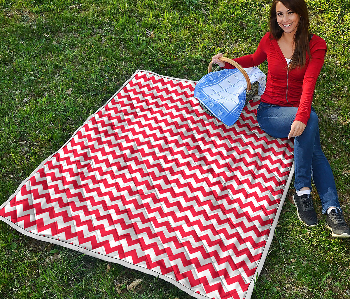 Red And White Chevron Pattern Print Quilt