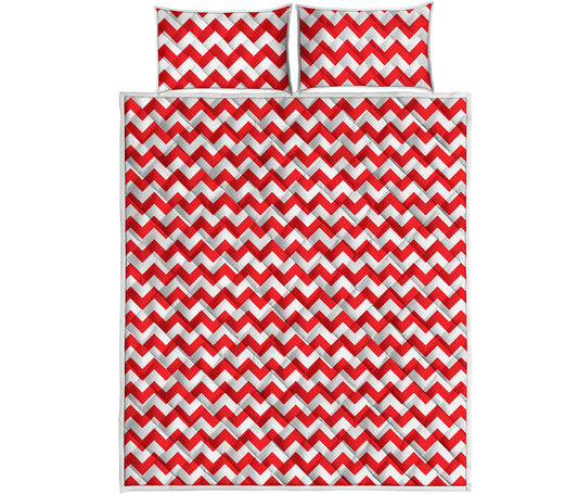 Red And White Chevron Pattern Print Quilt Bed Set