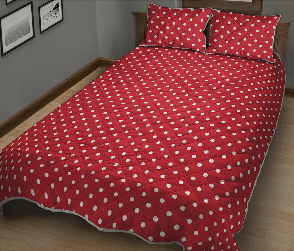 Red And White Christmas Dots Print Quilt Bed Set
