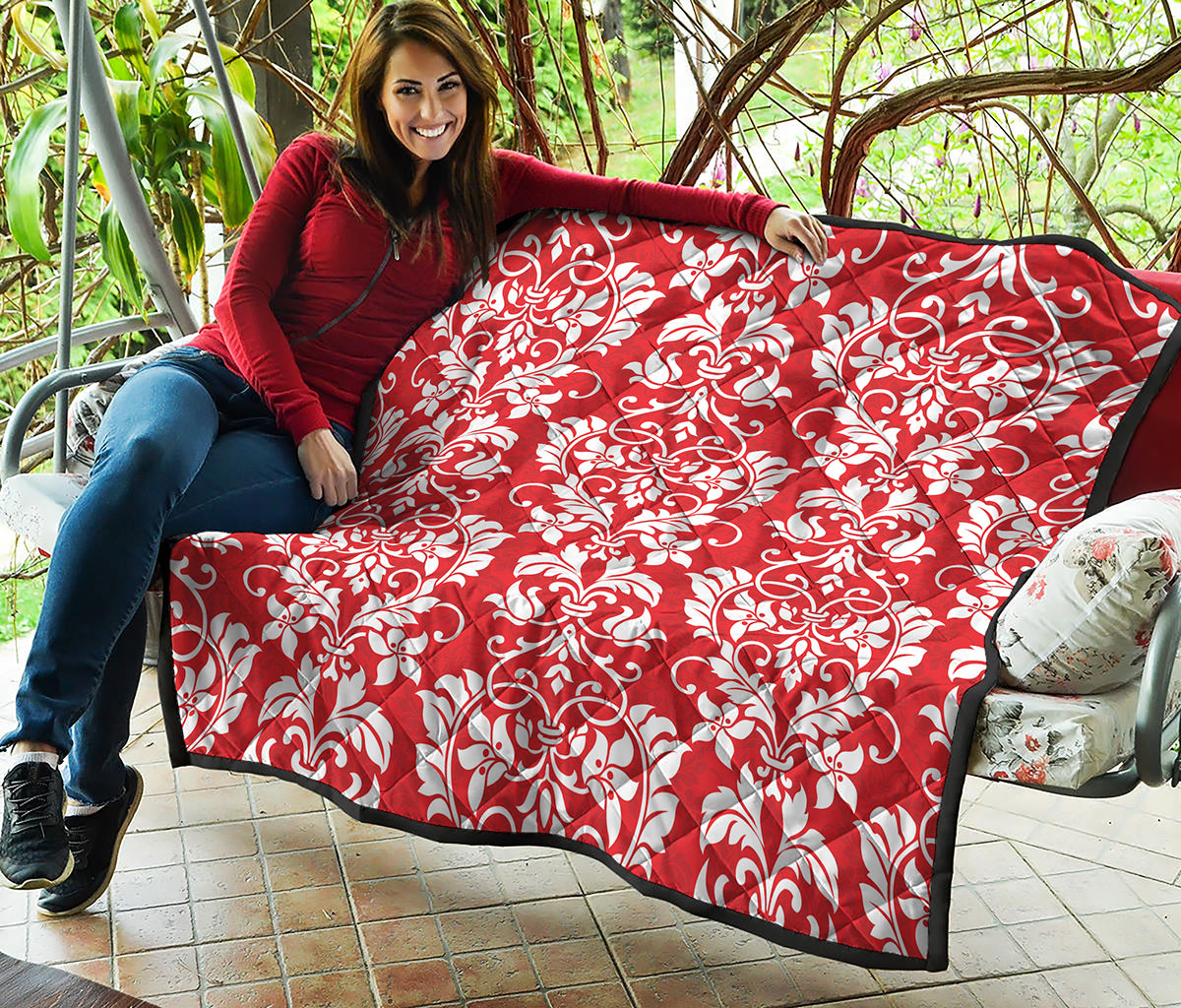 Red And White Damask Pattern Print Quilt