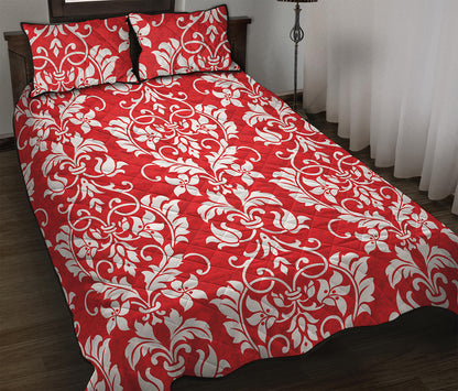 Red And White Damask Pattern Print Quilt Bed Set