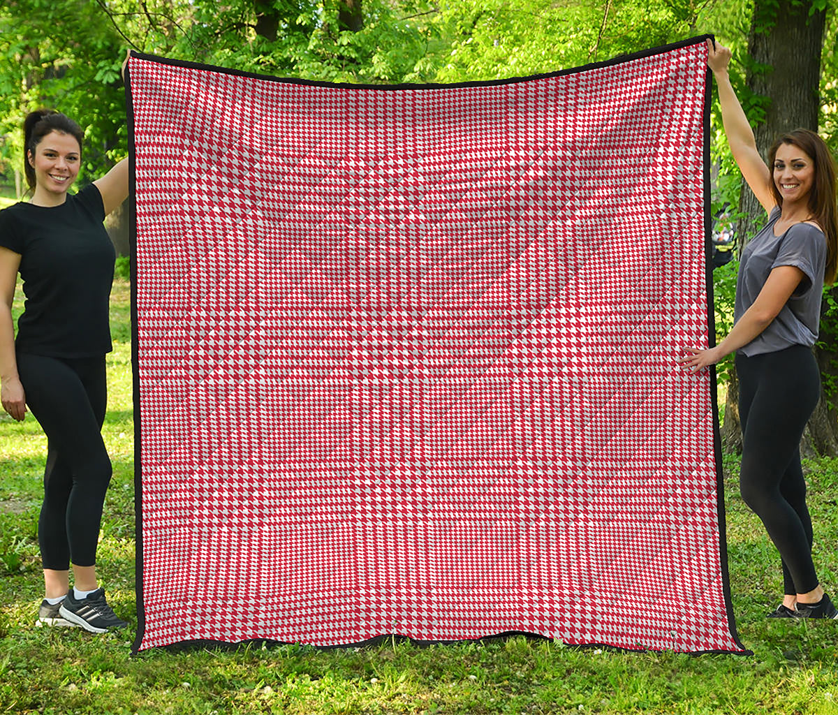 Red And White Glen Plaid Print Quilt