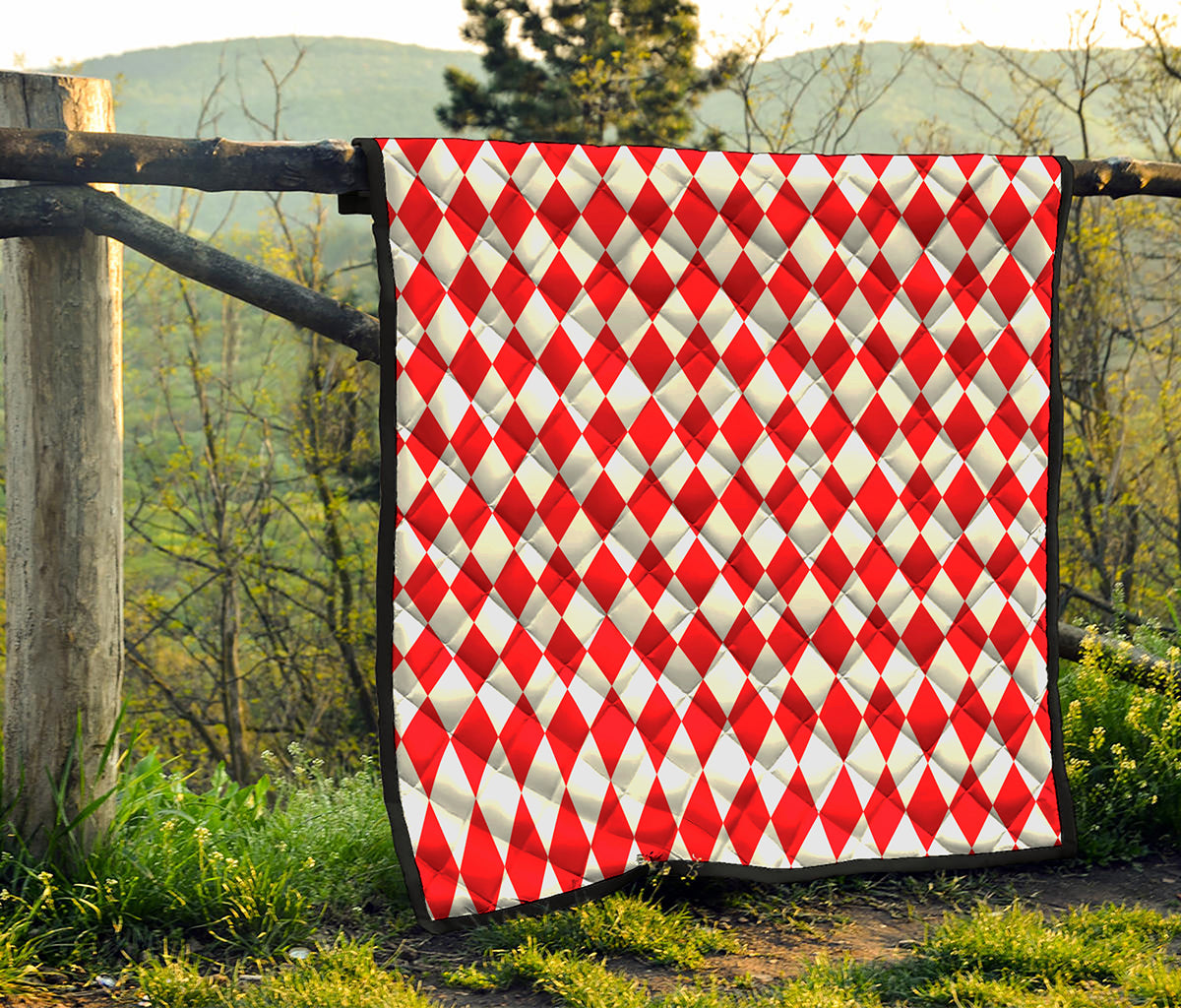 Red And White Harlequin Pattern Print Quilt