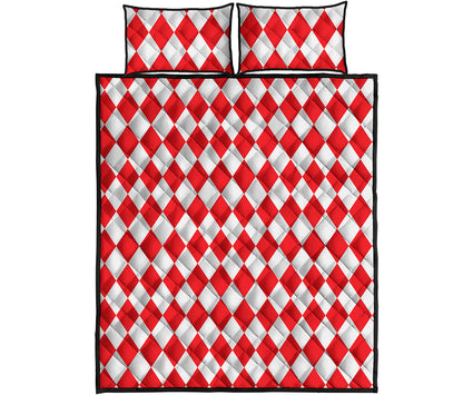 Red And White Harlequin Pattern Print Quilt Bed Set