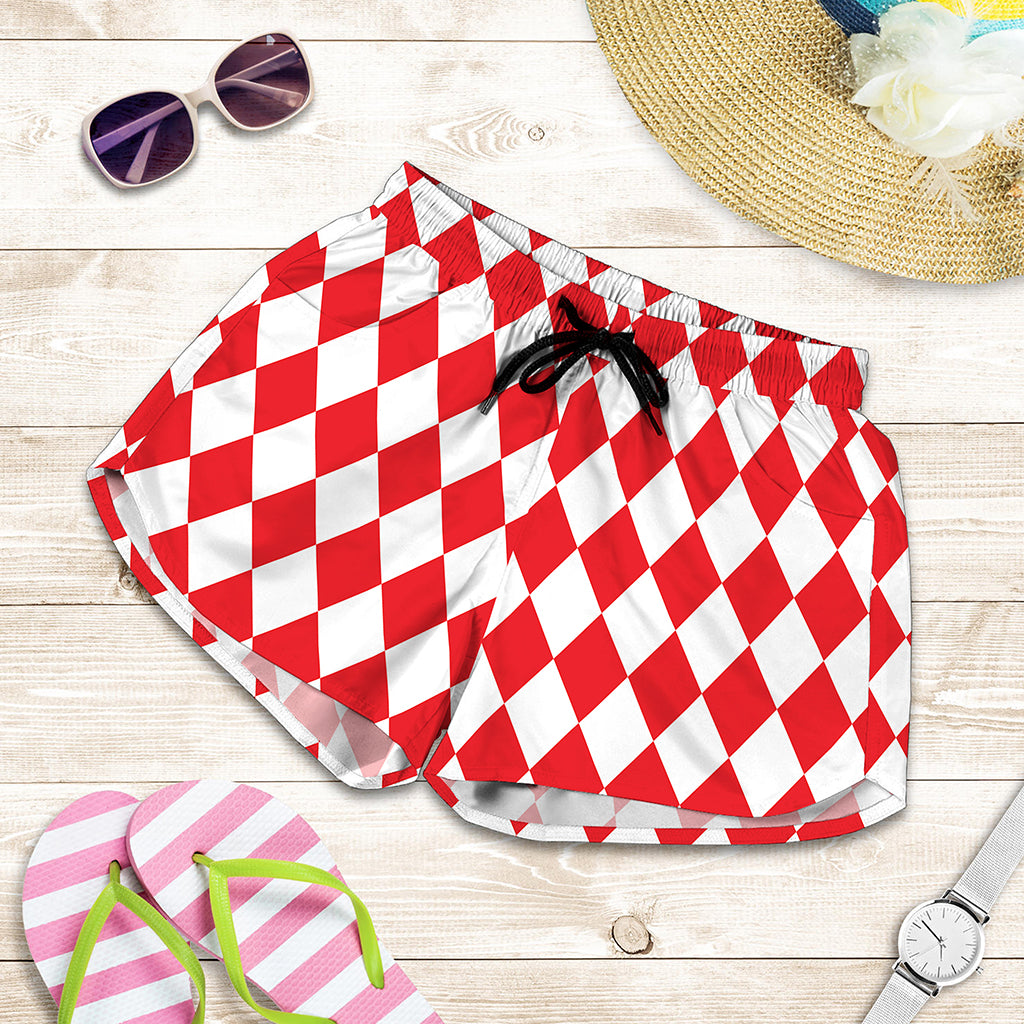Red And White Harlequin Pattern Print Women's Shorts