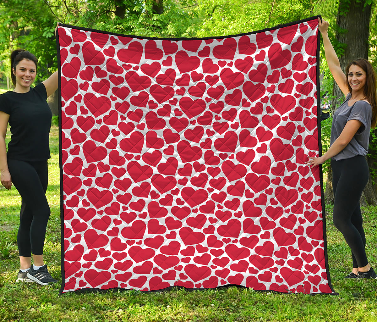 Red And White Heart Pattern Print Quilt