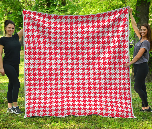 Red And White Houndstooth Pattern Print Quilt