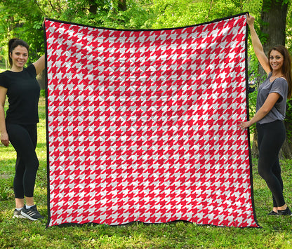 Red And White Houndstooth Pattern Print Quilt