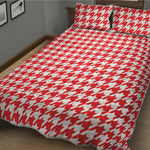 Red And White Houndstooth Pattern Print Quilt Bed Set