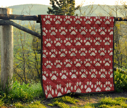 Red And White Paw Knitted Pattern Print Quilt