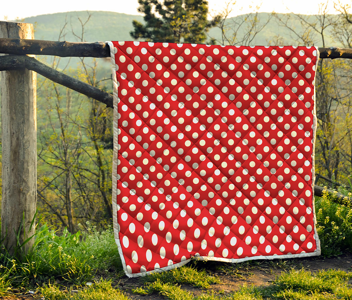 Red And White Polka Dot Pattern Print Quilt