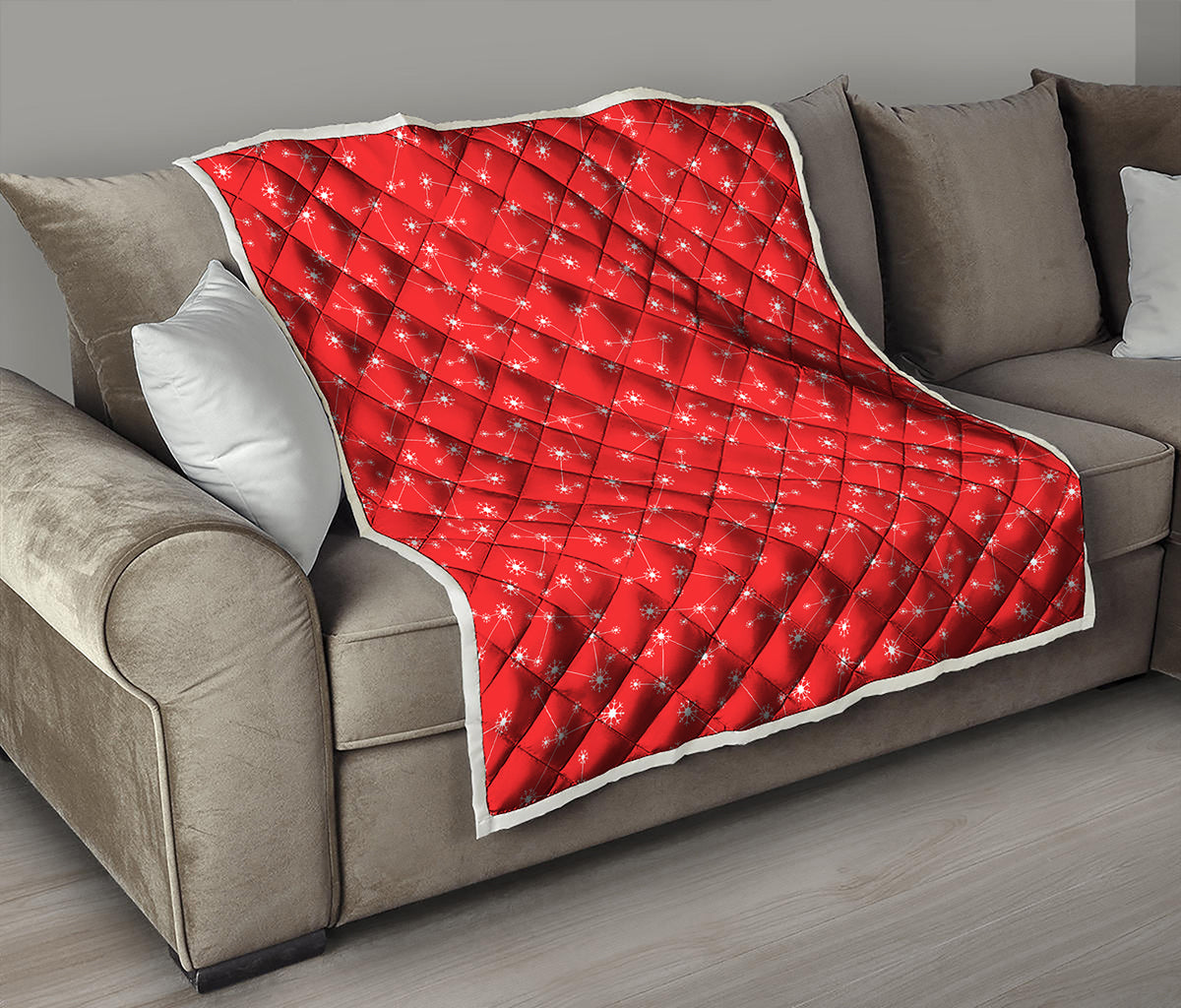 Red And White Snowflake Pattern Print Quilt