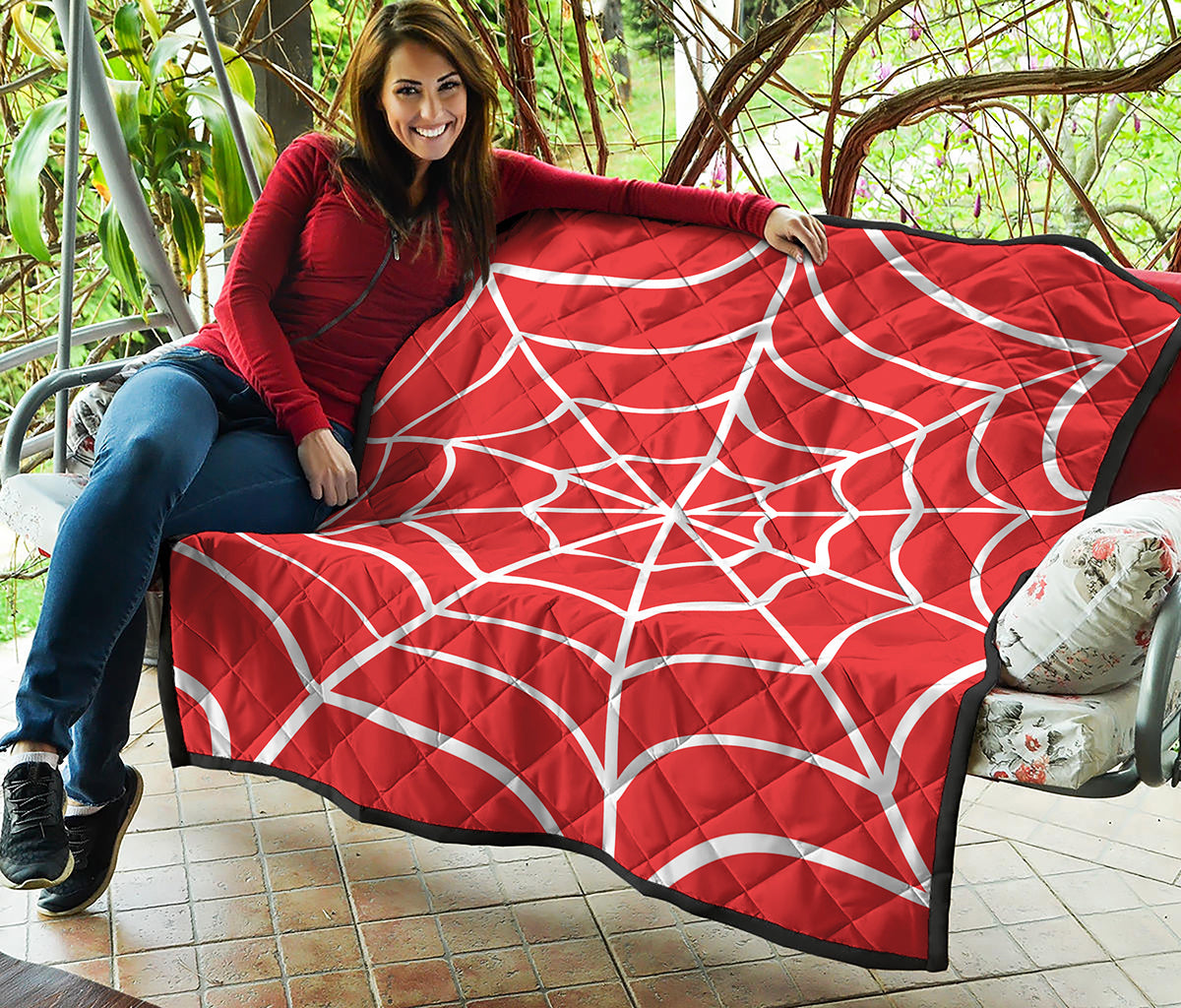 Red And White Spider Web Pattern Print Quilt