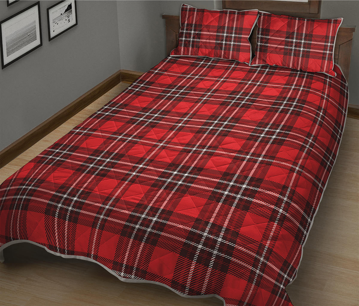 Red And White Tartan Pattern Print Quilt Bed Set