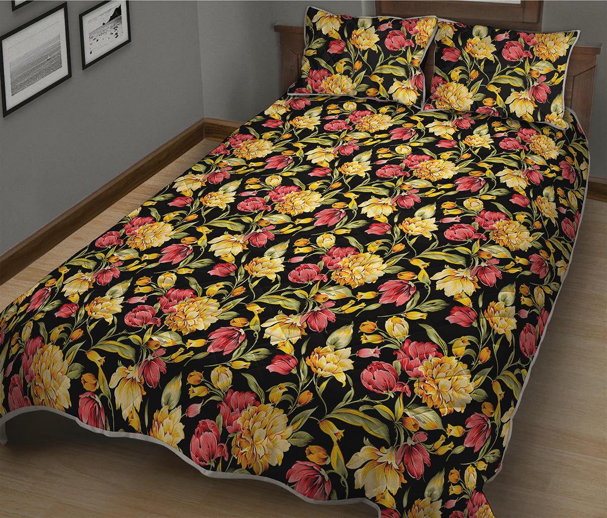 Red And Yellow Flowers Print Quilt Bed Set