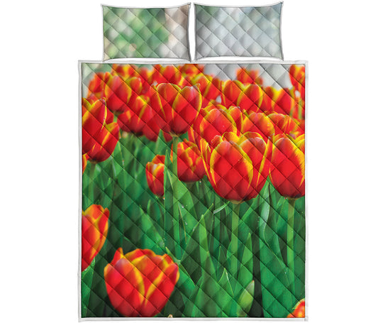 Red And Yellow Tulip Print Quilt Bed Set