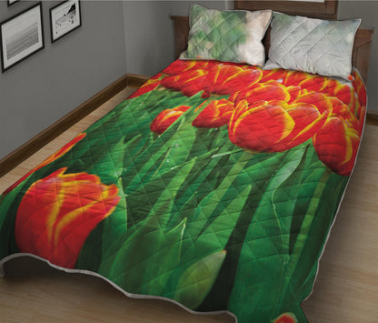Red And Yellow Tulip Print Quilt Bed Set
