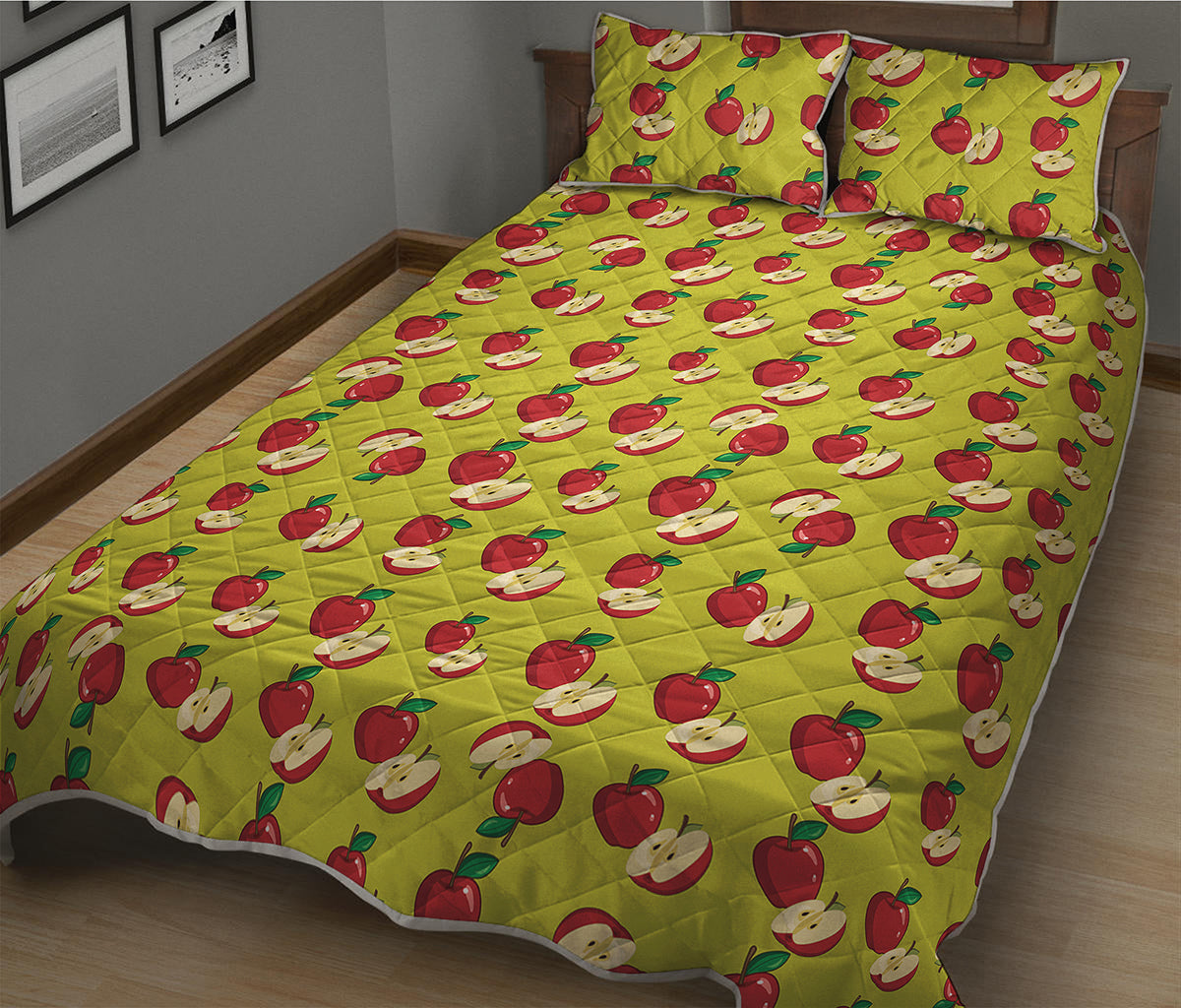 Red Apple Fruit Pattern Print Quilt Bed Set