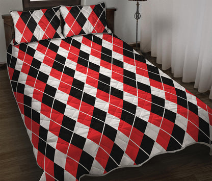 Red Black And White Argyle Print Quilt Bed Set