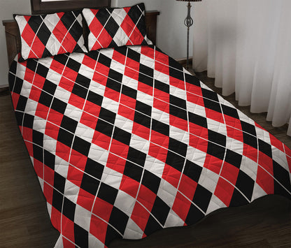 Red Black And White Argyle Print Quilt Bed Set