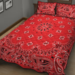 Red Black And White Bandana Print Quilt Bed Set
