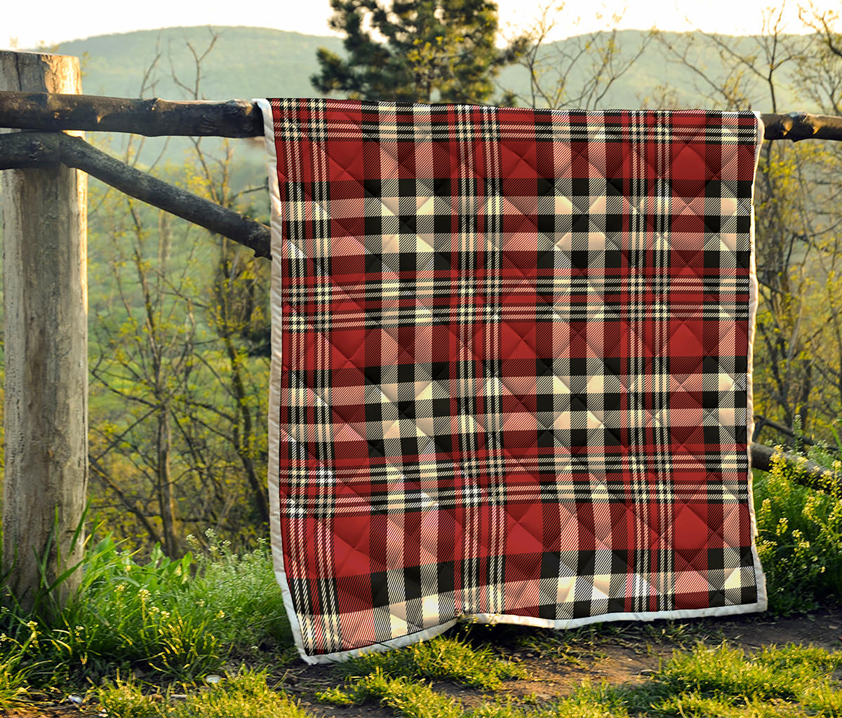 Red Black And White Border Tartan Print Quilt