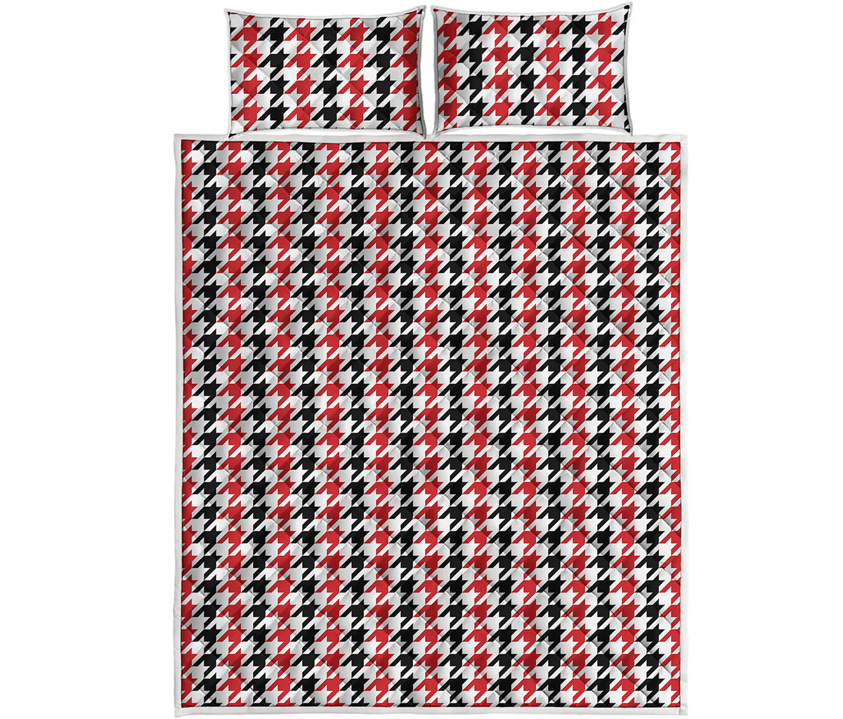 Red Black And White Houndstooth Print Quilt Bed Set
