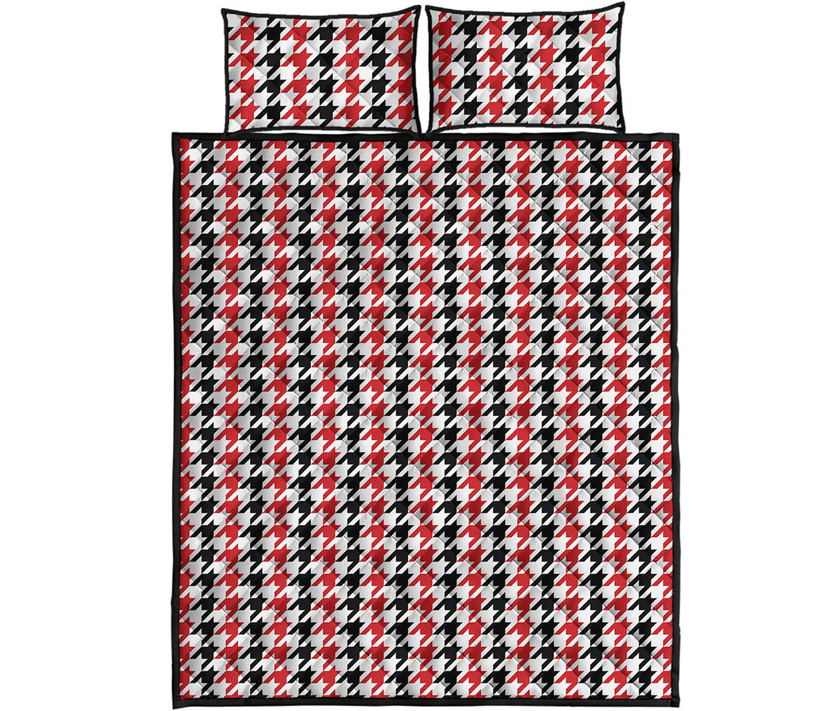 Red Black And White Houndstooth Print Quilt Bed Set