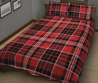 Red Black And White Scottish Plaid Print Quilt Bed Set