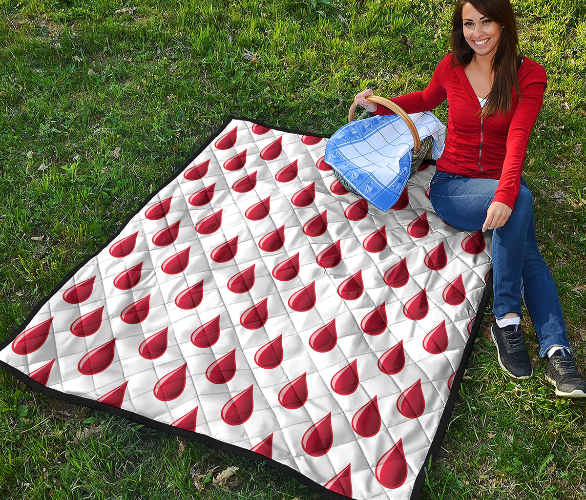 Red Blood Drop Pattern Print Quilt