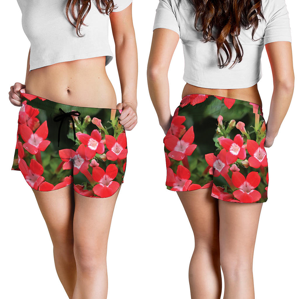 Red Bouvardia Print Women's Shorts