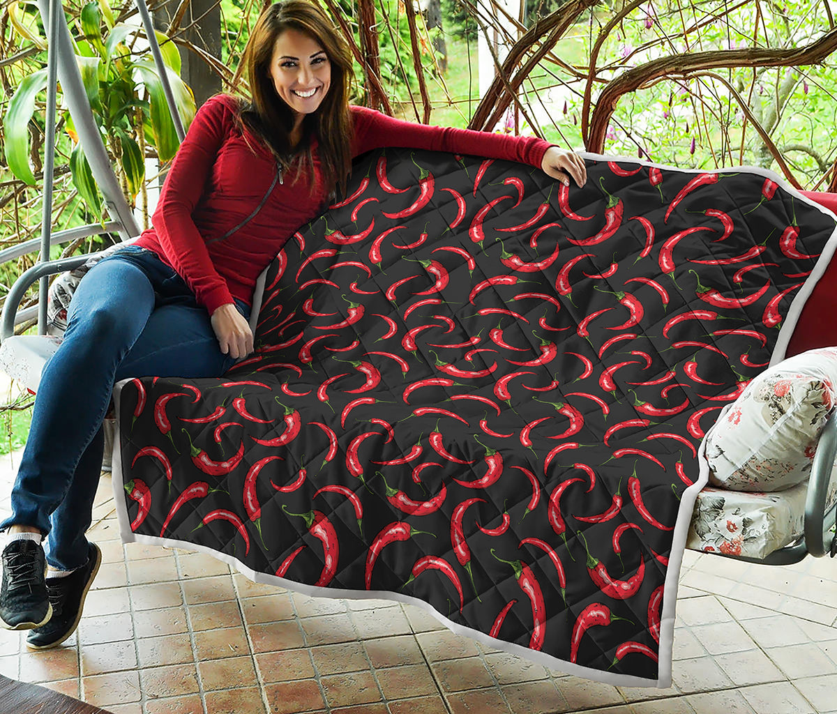 Red Chili Peppers Pattern Print Quilt
