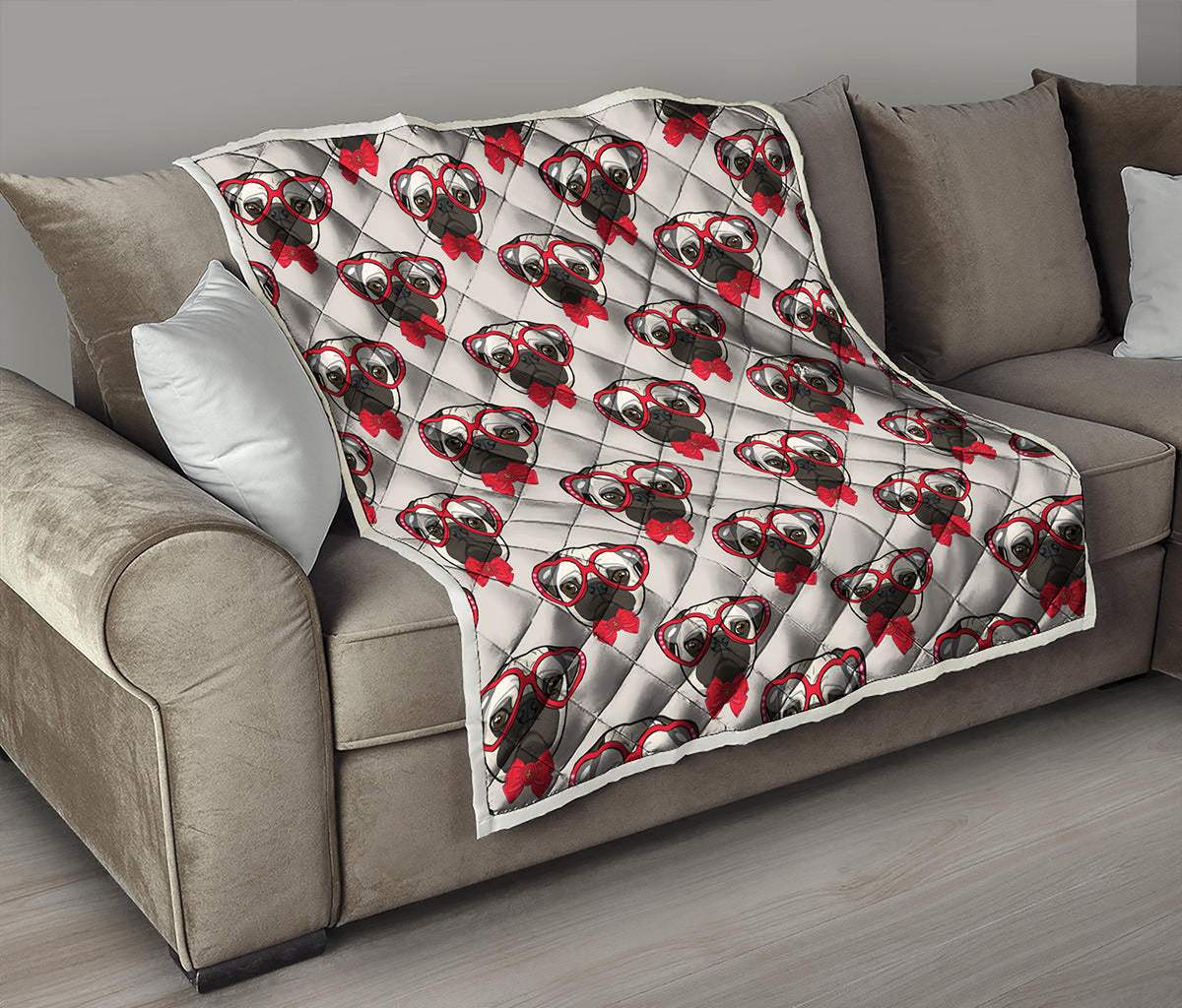 Red Glasses Pug Pattern Print Quilt