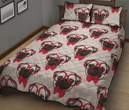 Red Glasses Pug Pattern Print Quilt Bed Set