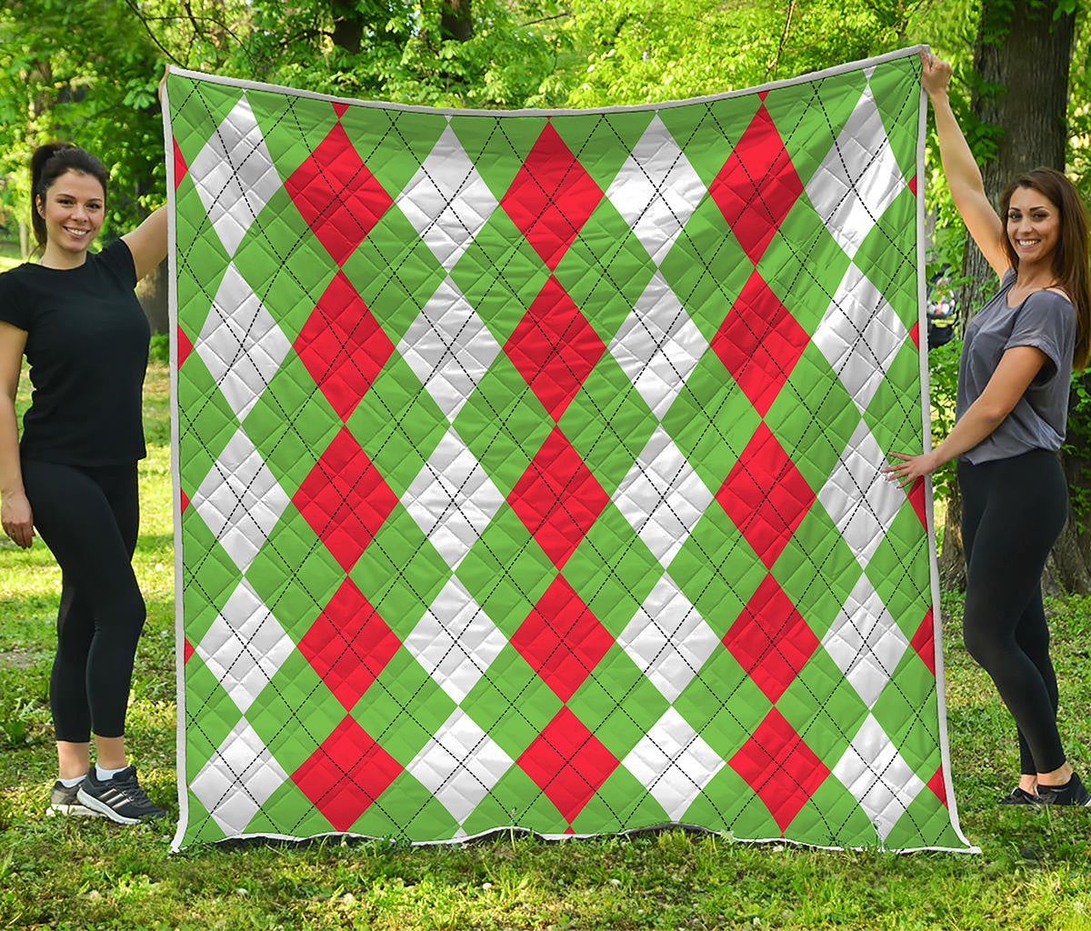 Red Green And White Argyle Pattern Print Quilt