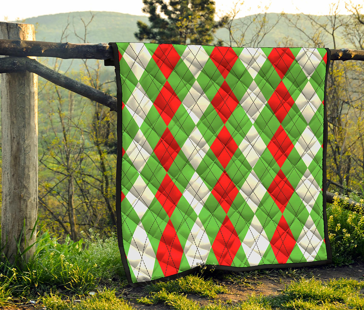 Red Green And White Argyle Pattern Print Quilt