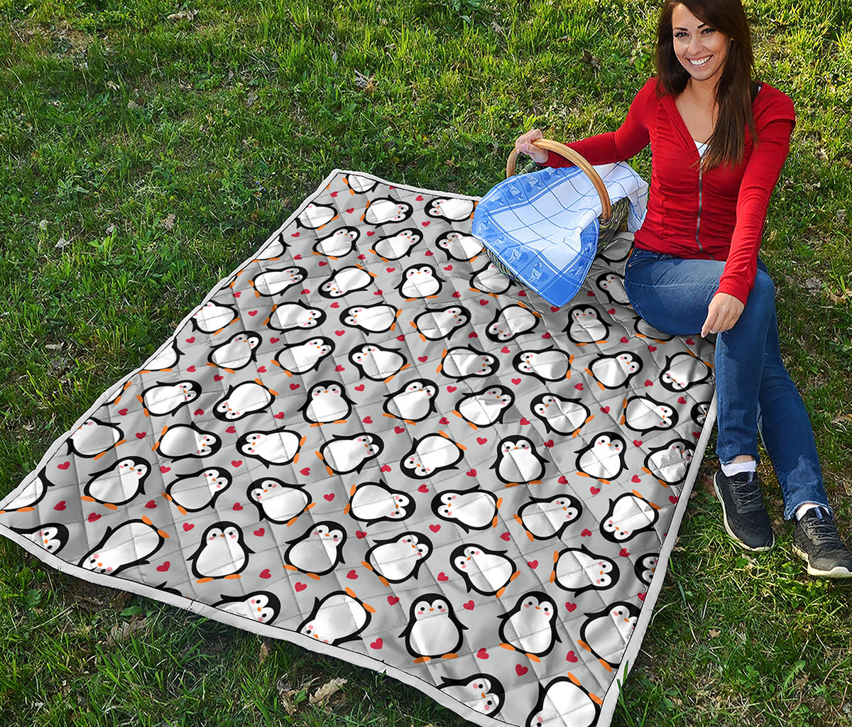 Red Heart And Penguin Pattern Print Quilt