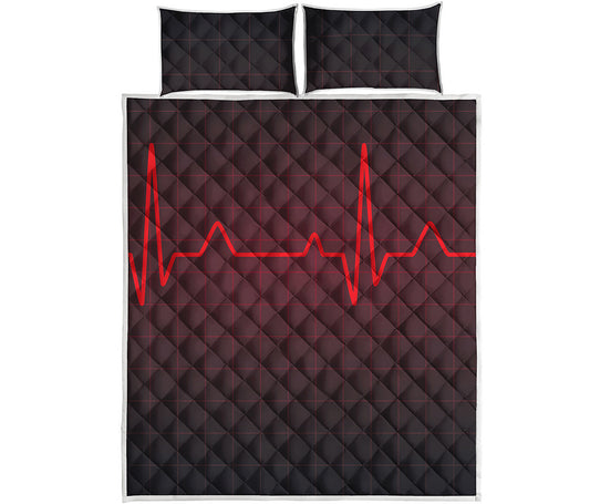 Red Heartbeat Print Quilt Bed Set