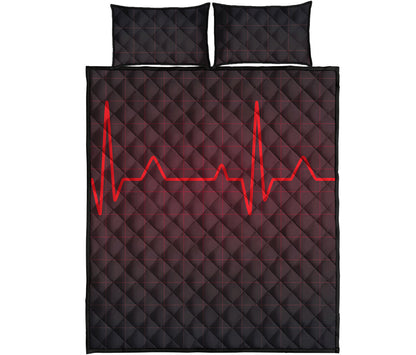 Red Heartbeat Print Quilt Bed Set