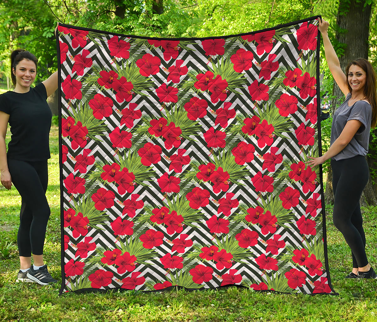 Red Hibiscus Chevron Pattern Print Quilt