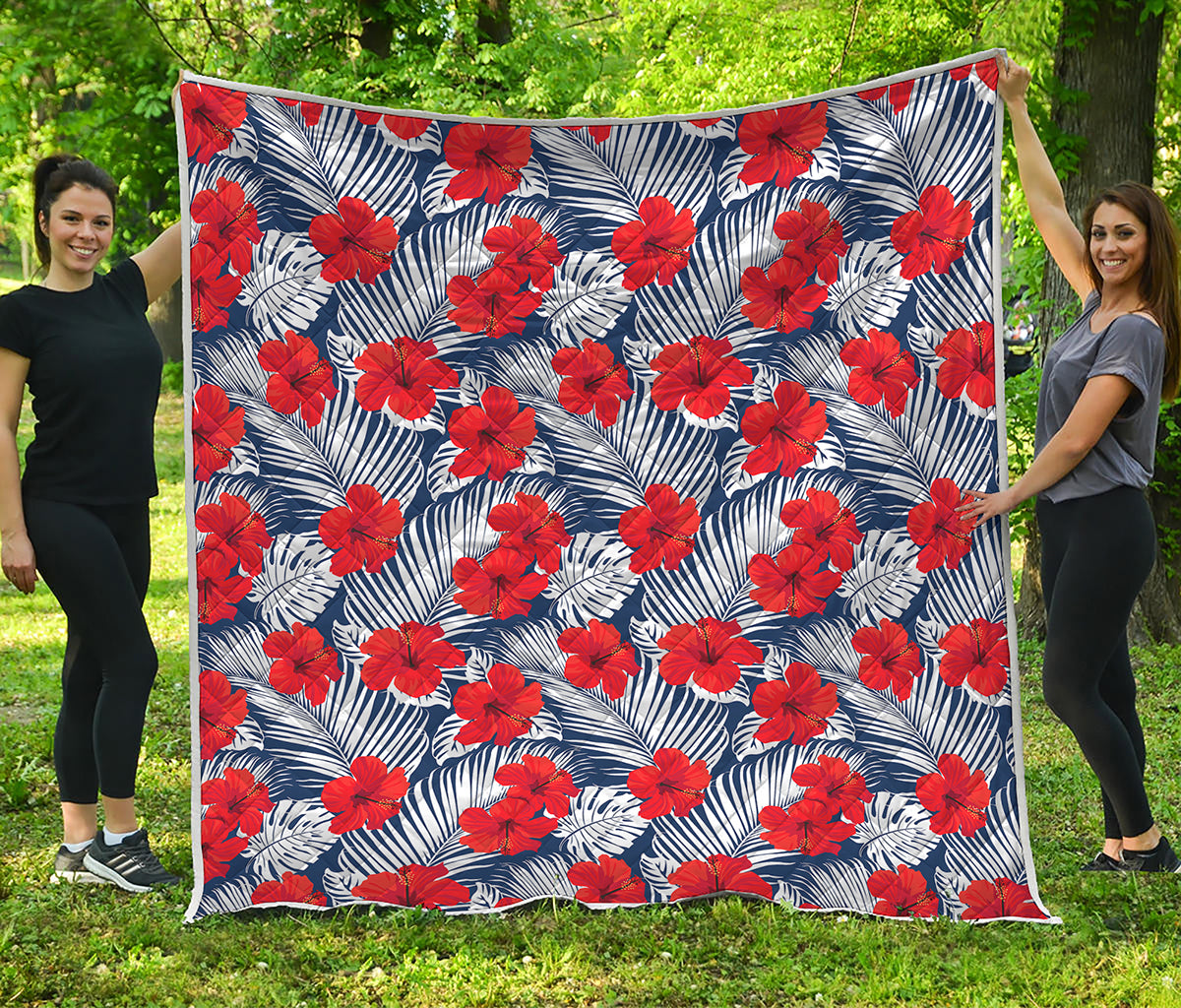 Red Hibiscus Tropical Pattern Print Quilt