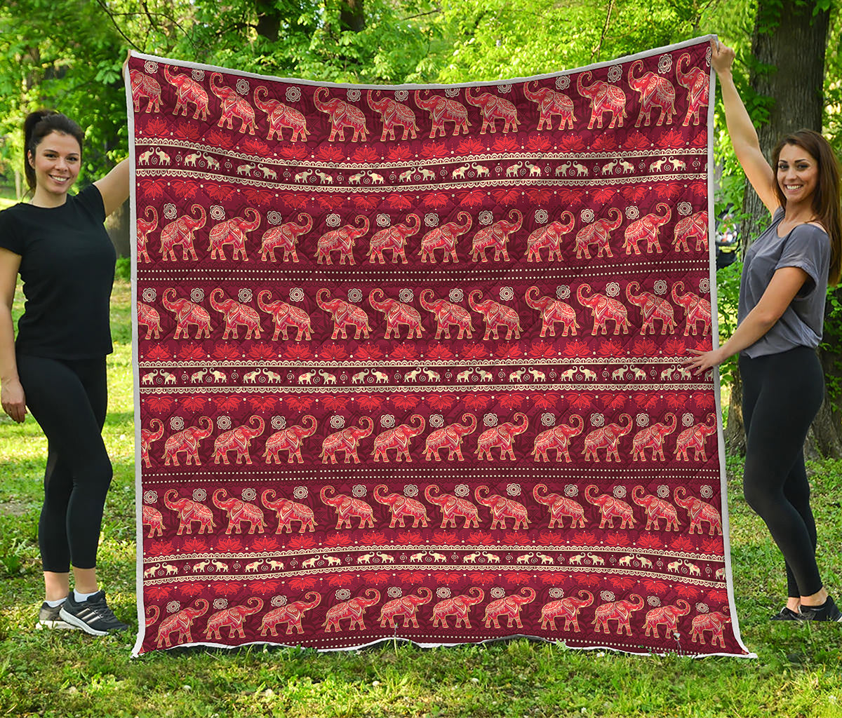 Red Indian Elephant Pattern Print Quilt