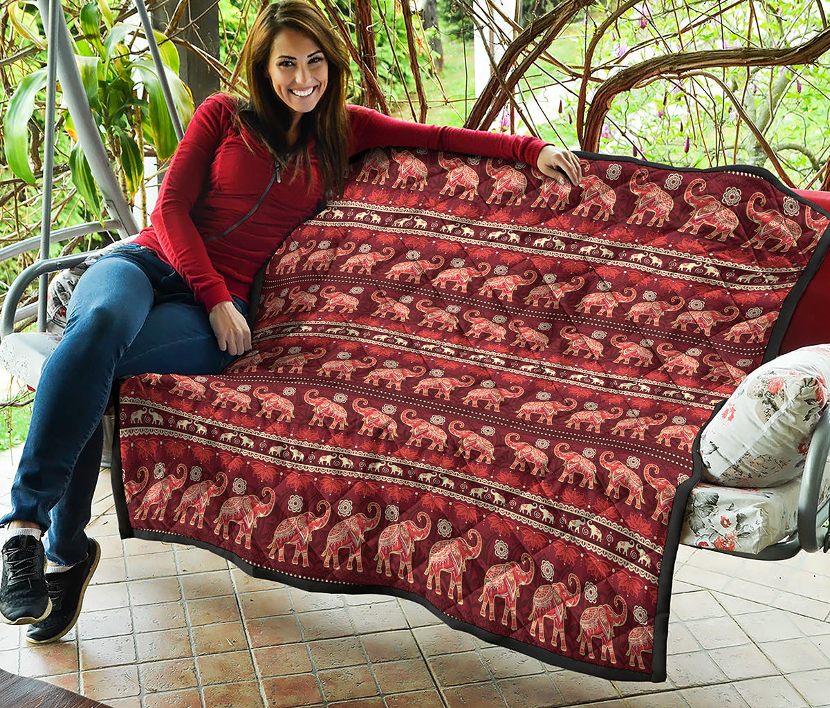 Red Indian Elephant Pattern Print Quilt