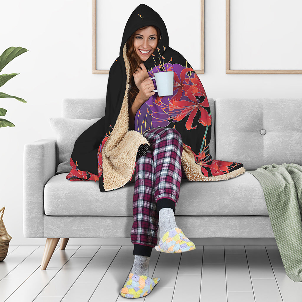 Red Japanese Amaryllis Pattern Print Hooded Blanket