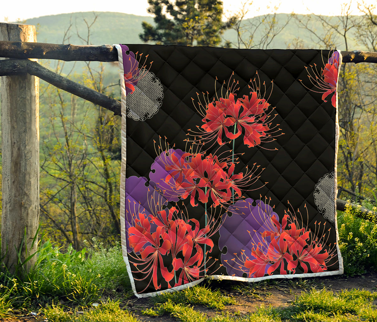 Red Japanese Amaryllis Pattern Print Quilt