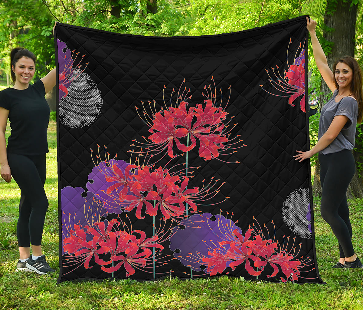Red Japanese Amaryllis Pattern Print Quilt
