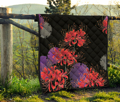 Red Japanese Amaryllis Pattern Print Quilt