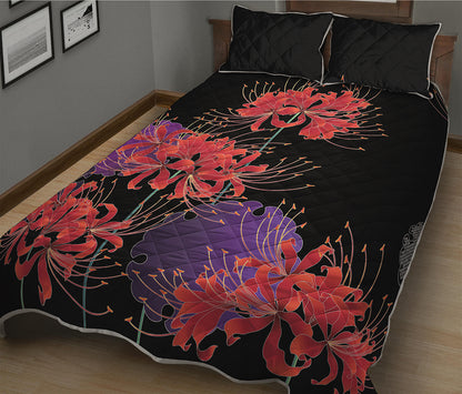 Red Japanese Amaryllis Pattern Print Quilt Bed Set