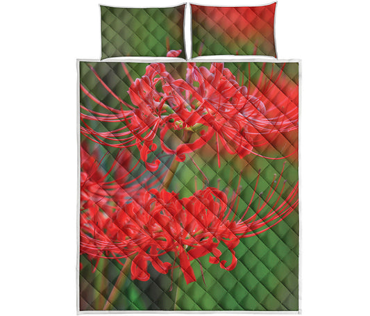 Red Japanese Amaryllis Print Quilt Bed Set