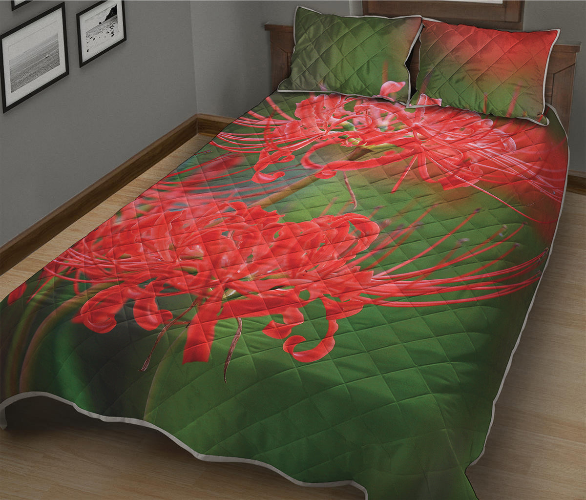 Red Japanese Amaryllis Print Quilt Bed Set